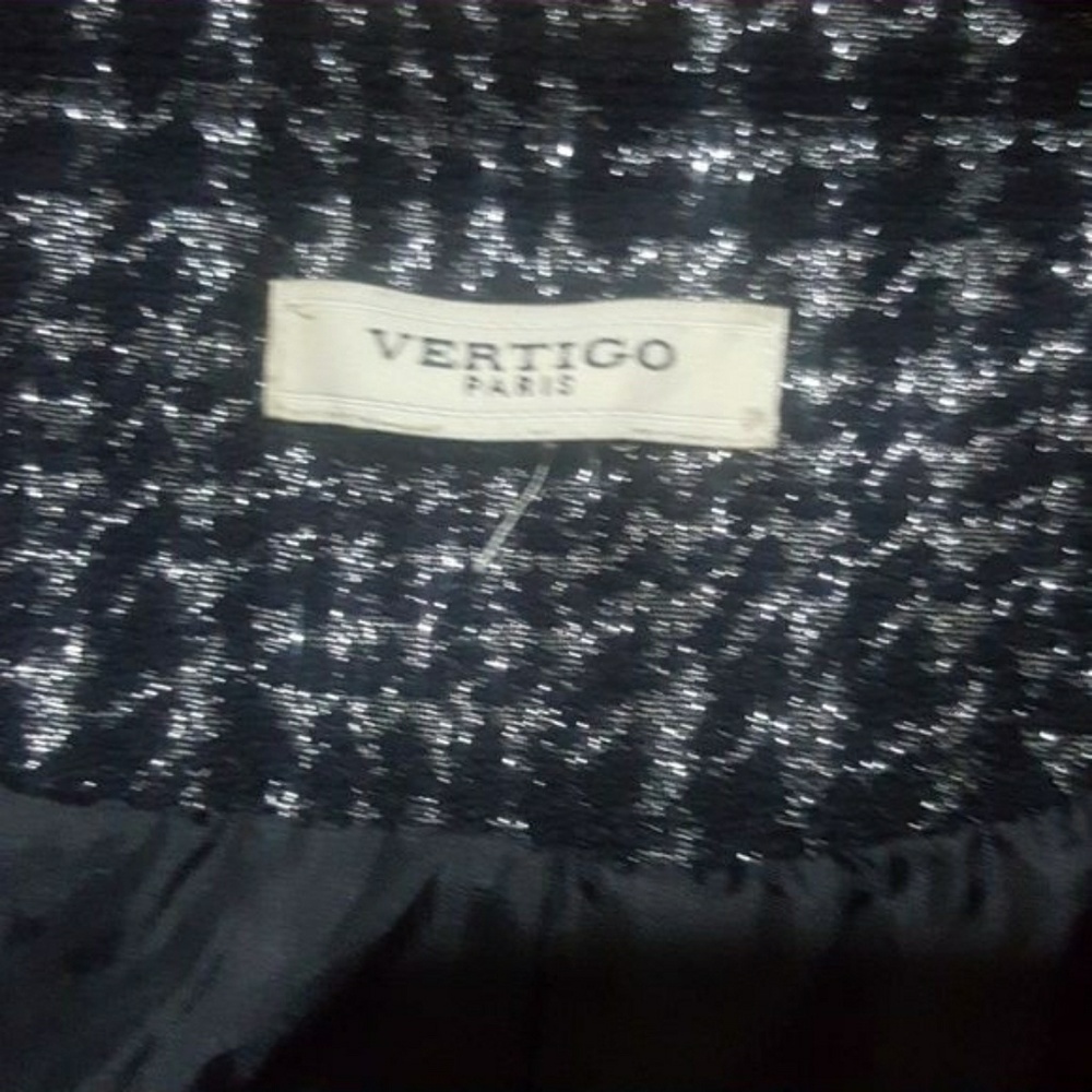 jacket - Picture 3 of 3